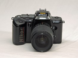 Nikon F-401 S